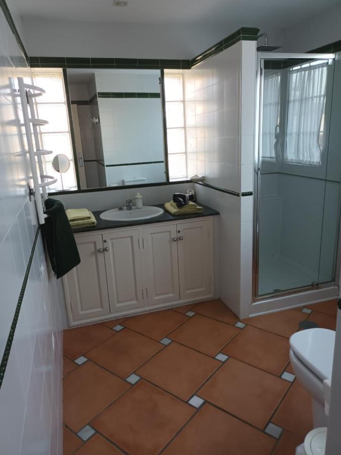 Habitaciones En Casa Centrica Con Piscina Almunecar Luaran gambar